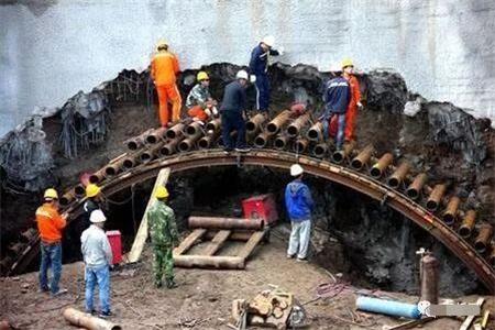 本溪隧道钢花管支护案例